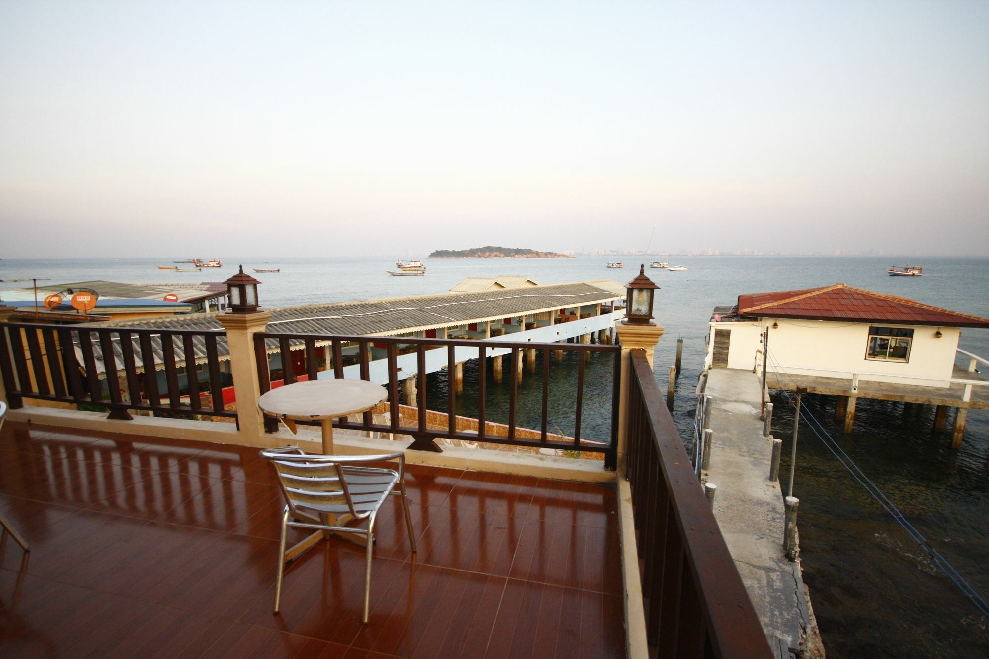 Koh Larn Sea Side Resort 외부 사진
